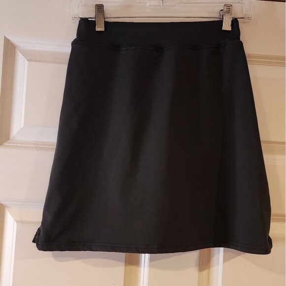 Stretchy black pull on mini skirt with shorts M - Picture 1 of 4